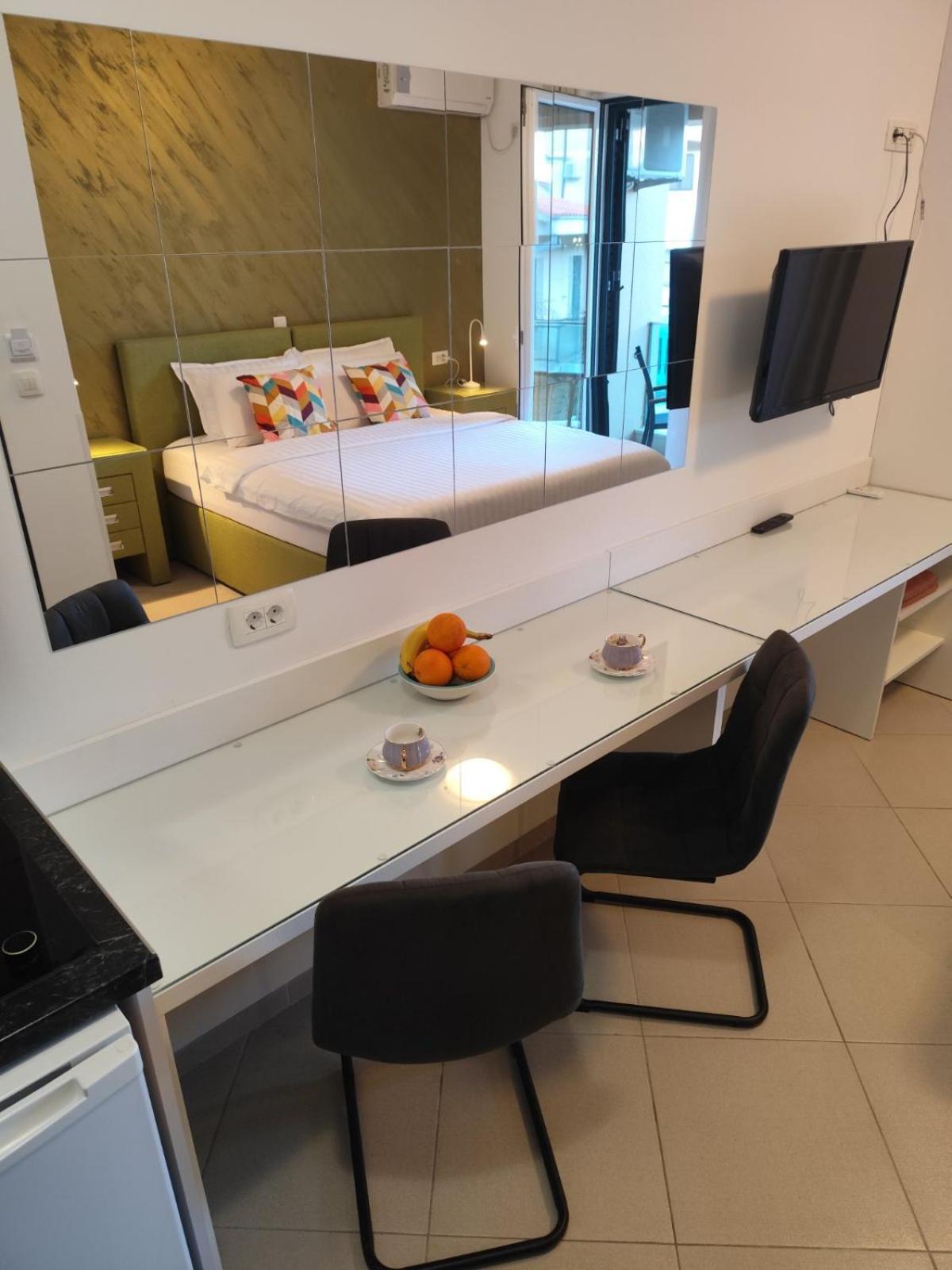 Lucky Studios Herceg Novi Exteriör bild