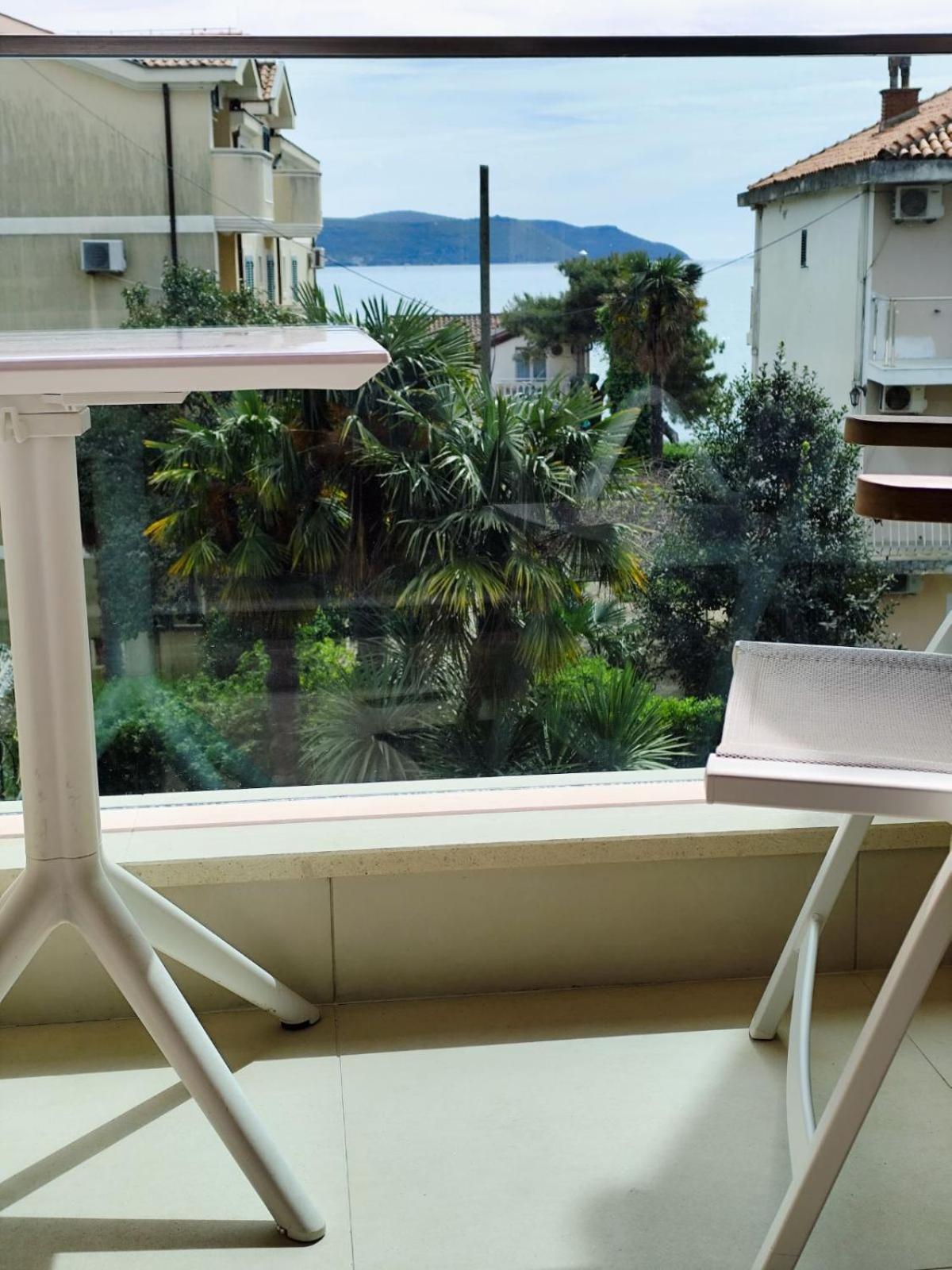 Lucky Studios Herceg Novi Exteriör bild