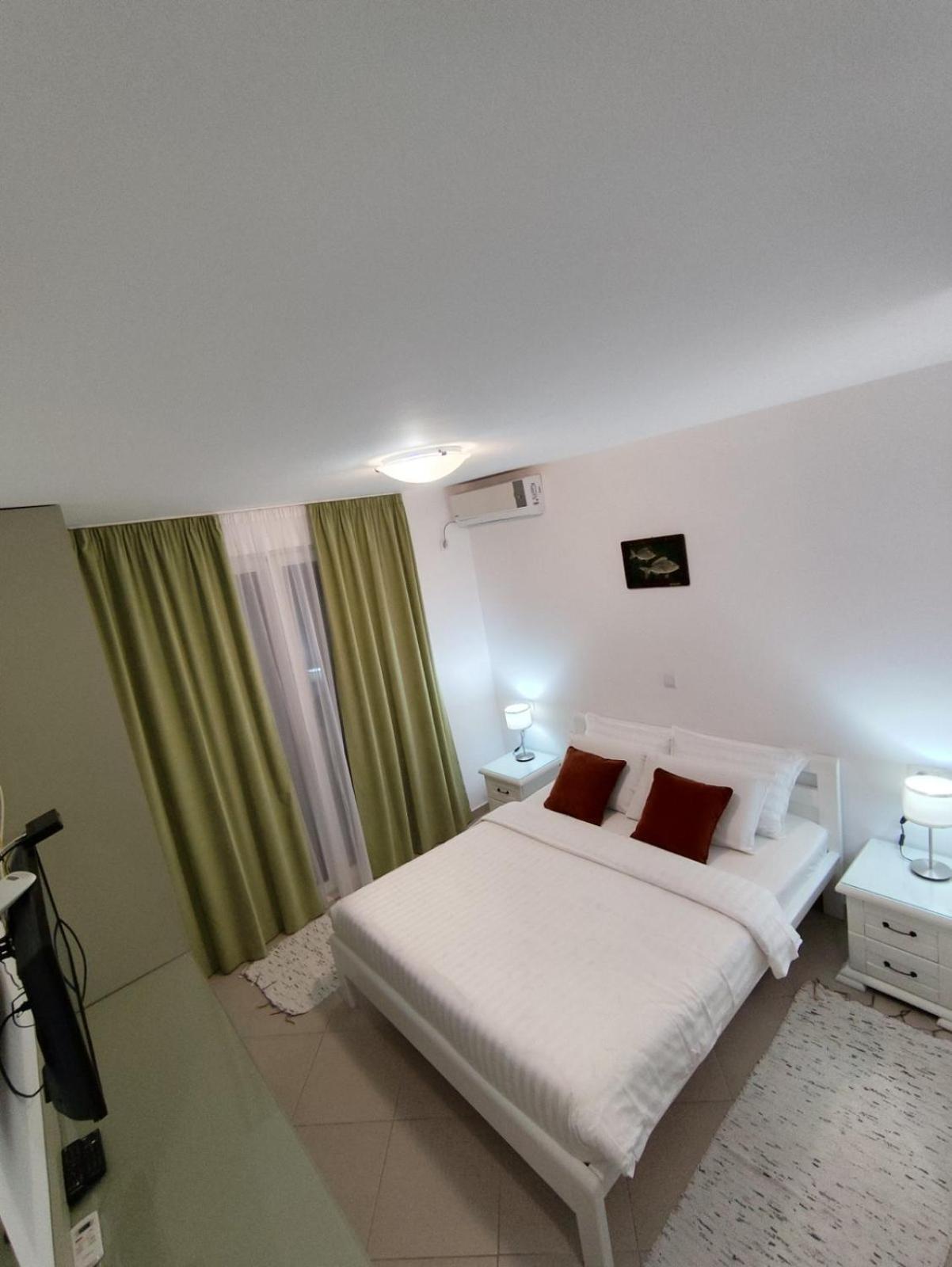 Lucky Studios Herceg Novi Exteriör bild