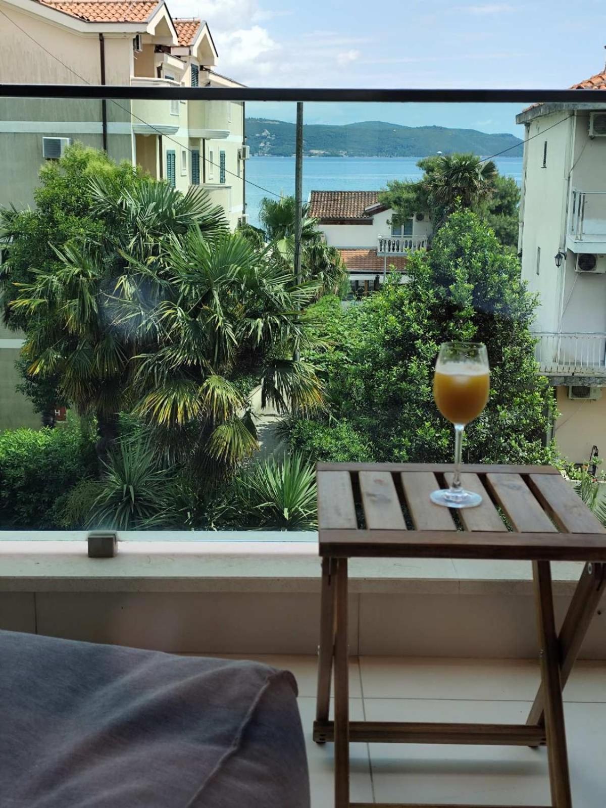 Lucky Studios Herceg Novi Exteriör bild