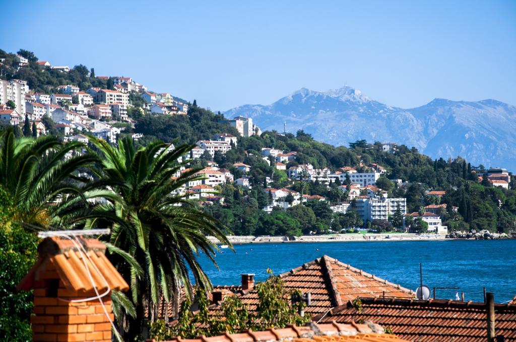 Lucky Studios Herceg Novi Rum bild